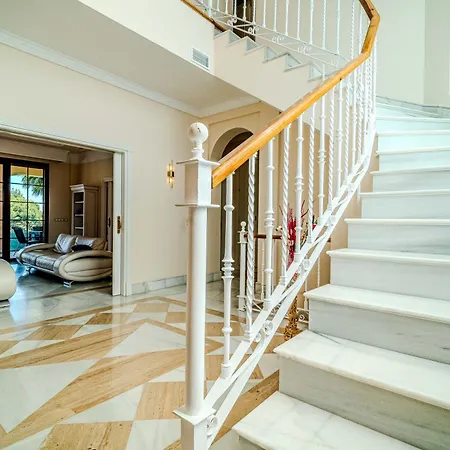 Picasso Villa *