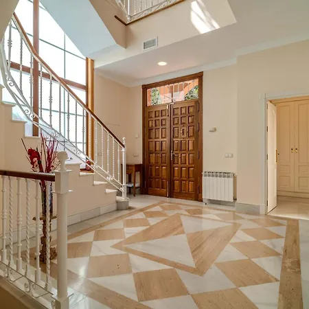 Villa Picasso Marbella